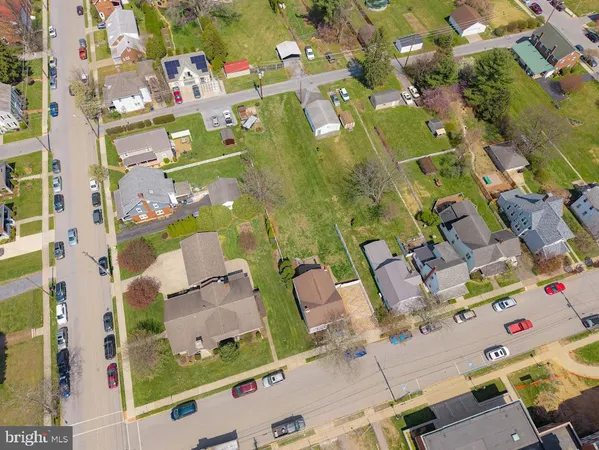 $275,000 | 313 East John Street, Bedford, PA 15522