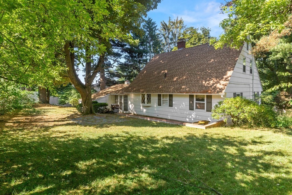 17 Davis Road Methuen, MA 01844 - Photo 34 of 38 Gallery Image 34