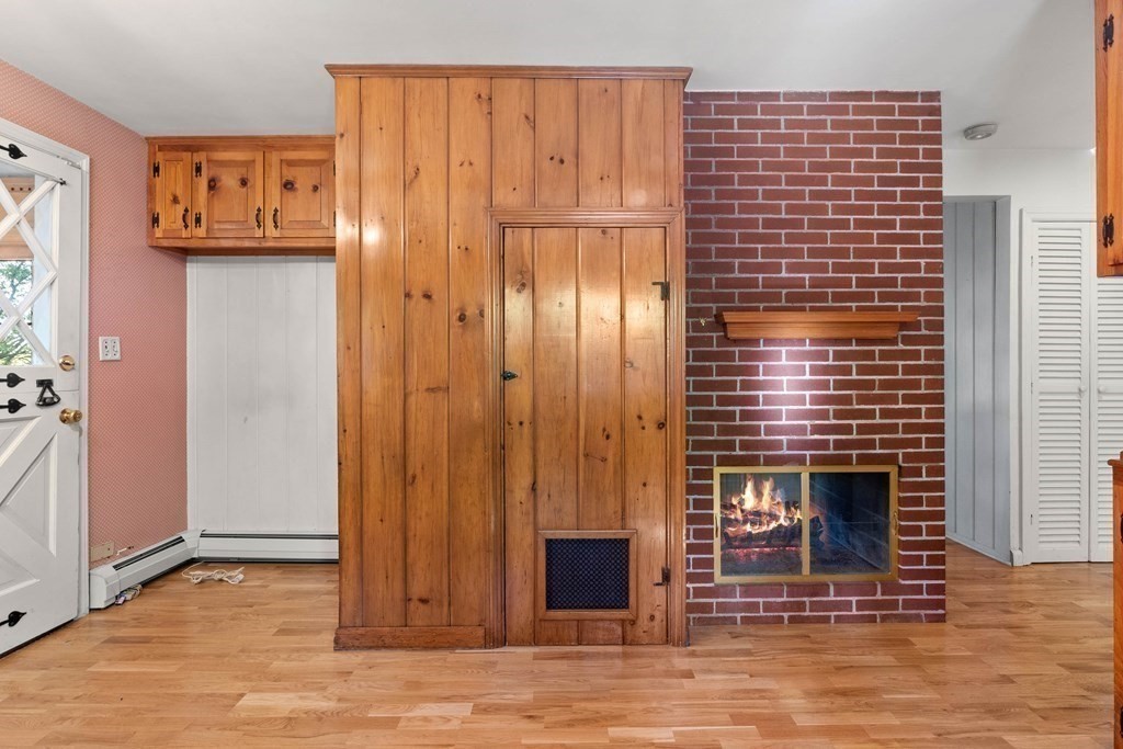 17 Davis Road Methuen, MA 01844 - Photo 8 of 38 Gallery Image 8