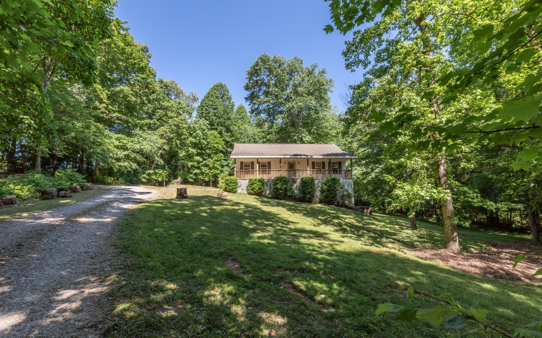 179 Bible Baptist Road Ellijay, GA 30536 - Photo 1 of 4 Main View