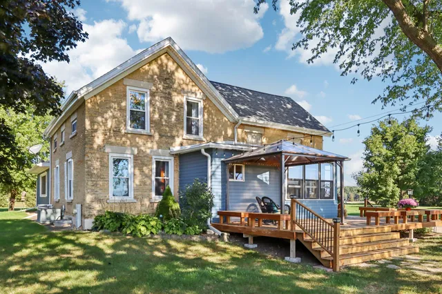 $499,900 | N5562 County Road A, Lake Mills, WI 53551