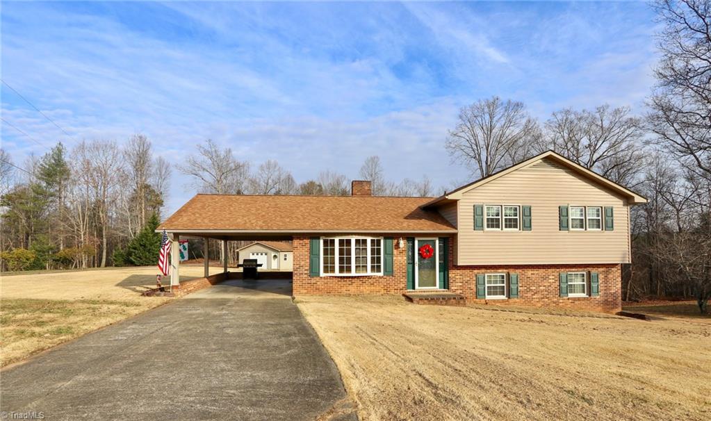 136 Blue Ridge Road State Road, NC 28676 - Photo 1 of 25 Gallery Image 1