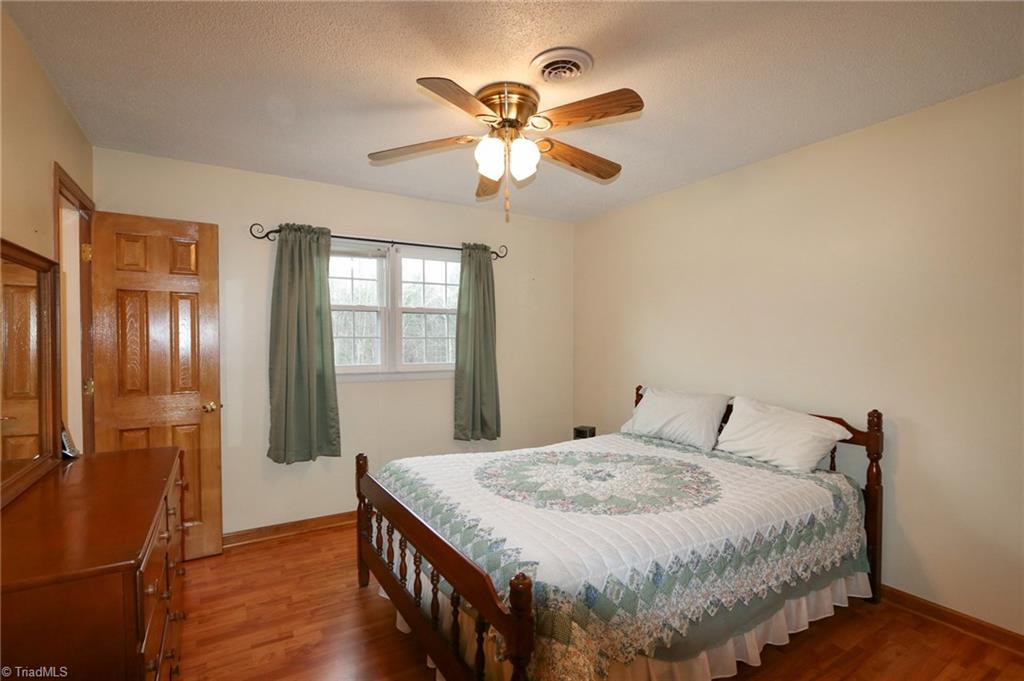 136 Blue Ridge Road State Road, NC 28676 - Photo 8 of 25 Gallery Image 8