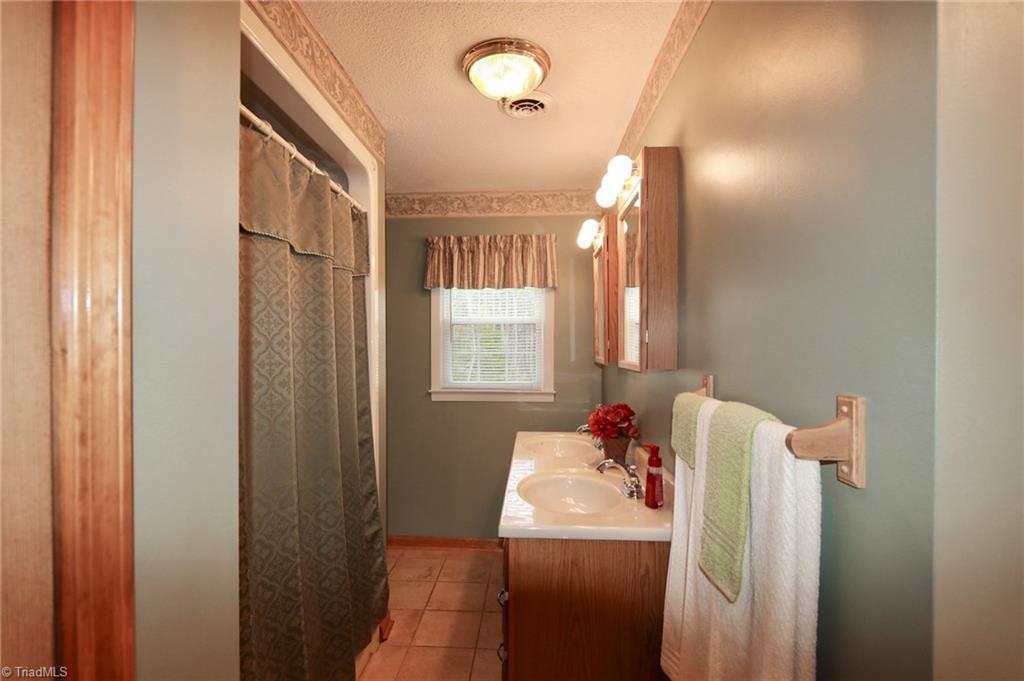 136 Blue Ridge Road State Road, NC 28676 - Photo 10 of 25 Gallery Image 10