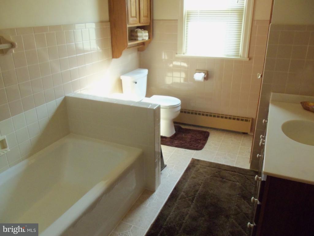758 Drytown Road Holtwood, PA 17532 - Photo 9 of 14 Gallery Image 9