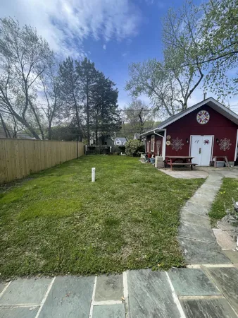 $399,900 | 209 Beverley Avenue, Edgewater, MD 21037