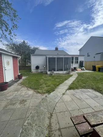 $399,900 | 209 Beverley Avenue, Edgewater, MD 21037
