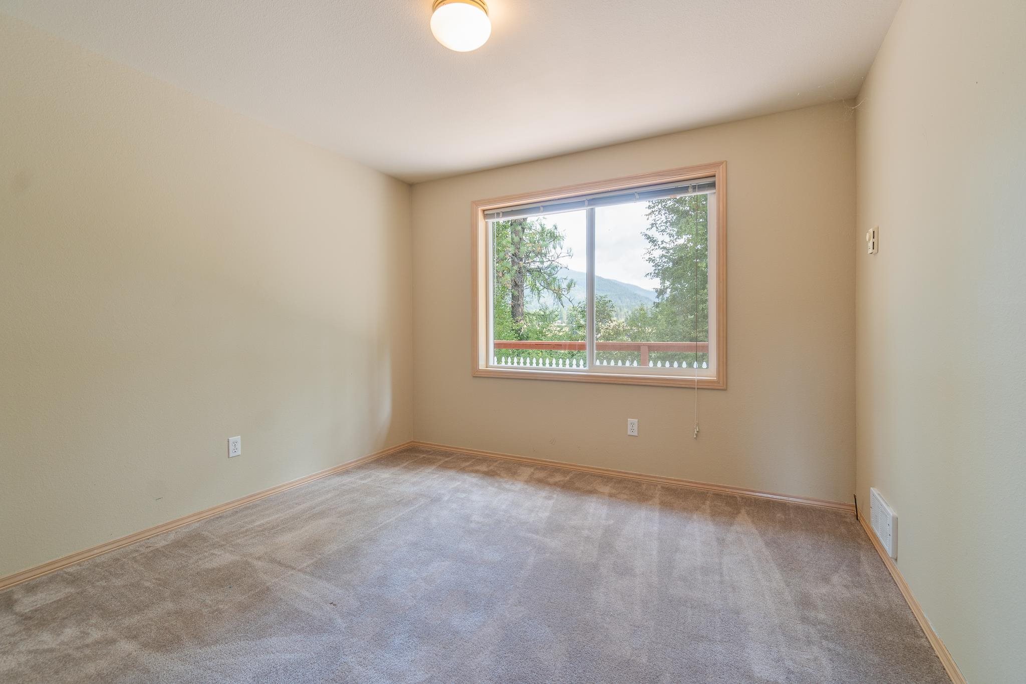 101 Stillwater Road Cusick, WA 99119 - Photo 20 of 41
