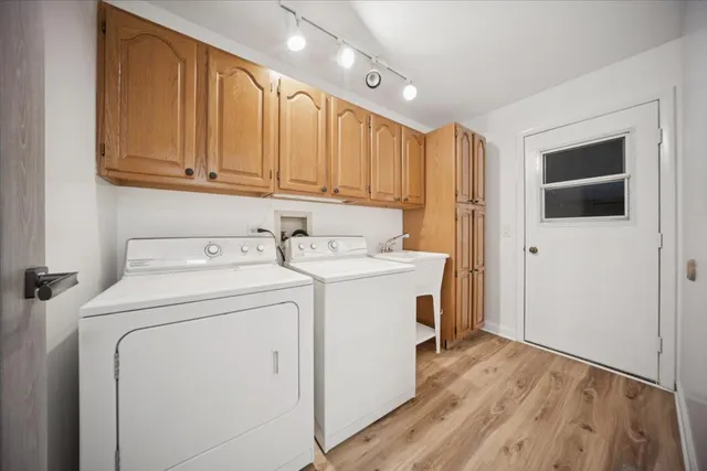 $399,000 | 567 Cress Creek Lane, Crystal Lake, IL 60014