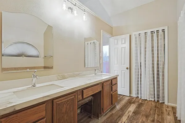 $2,495 | 8240 Woodstream Drive, Frisco, TX 75034