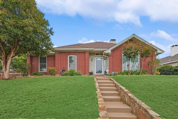 $2,495 | 8240 Woodstream Drive, Frisco, TX 75034