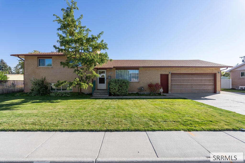 225 Ramona Avenue Rigby, ID 83442 - Photo 1 of 56 Main View