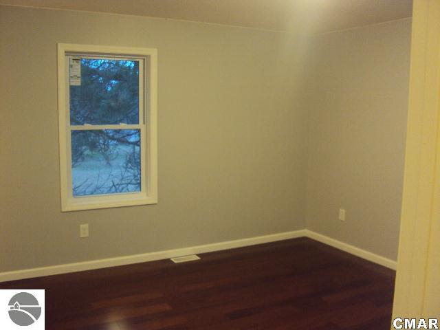 100 South Shepherd Road Mount Pleasant, MI 48858 - Photo 17 of 25 1772240-16.JPG