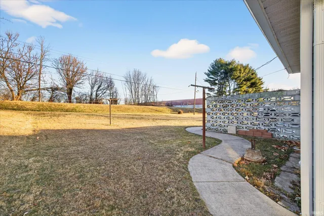 $248,765 | 4180 West Grand Avenue, Bloomington, IN 47404