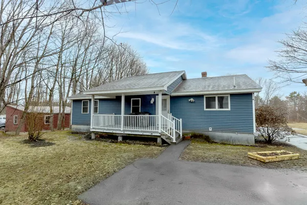 $315,000 | 1806 Hammond Street, Hermon, ME 04401
