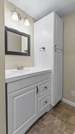 $315,000 | 1806 Hammond Street, Hermon, ME 04401