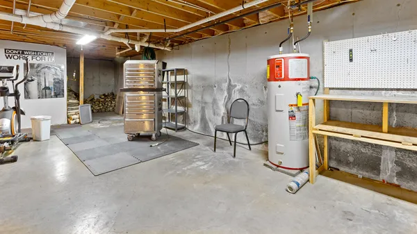 $315,000 | 1806 Hammond Street, Hermon, ME 04401