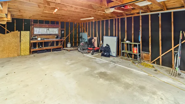 $315,000 | 1806 Hammond Street, Hermon, ME 04401