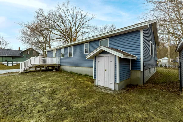 $315,000 | 1806 Hammond Street, Hermon, ME 04401