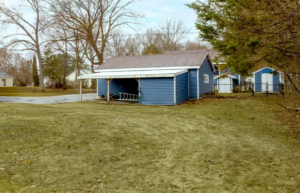 $315,000 | 1806 Hammond Street, Hermon, ME 04401