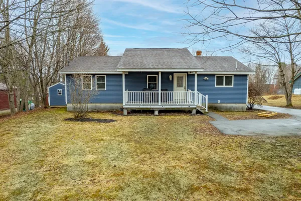 $315,000 | 1806 Hammond Street, Hermon, ME 04401