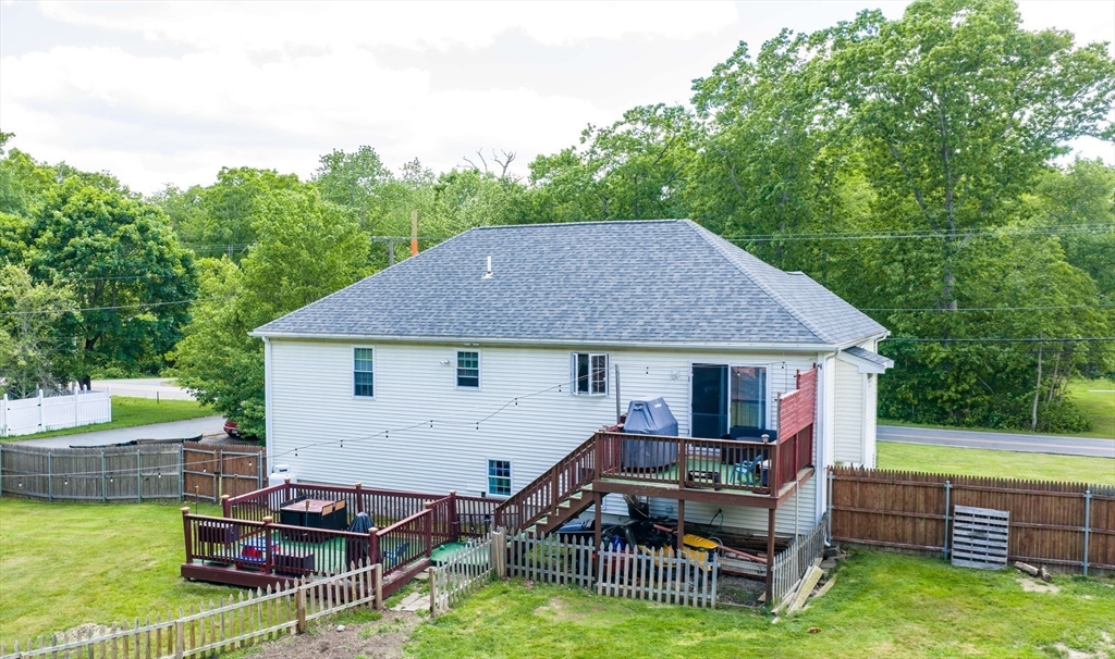 1241 Sharps Road Swansea, MA 02777 - Photo 16 of 20