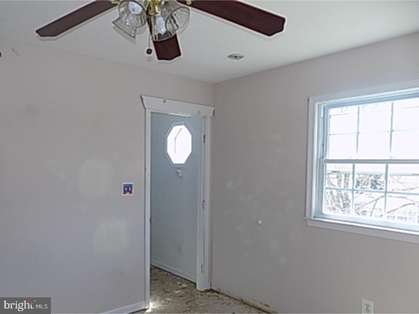 530 Oxford Drive Maple Shade, NJ 08052 - Photo 9 of 12 Bedroom 3