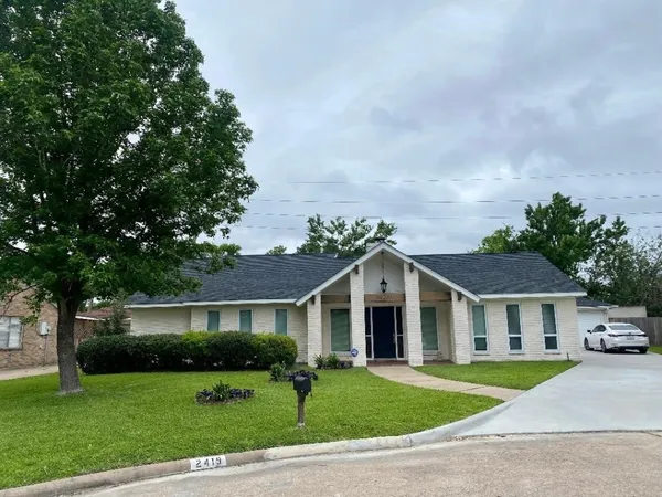 $2,000 | 2419 Briarlee Drive, Houston, TX 77077