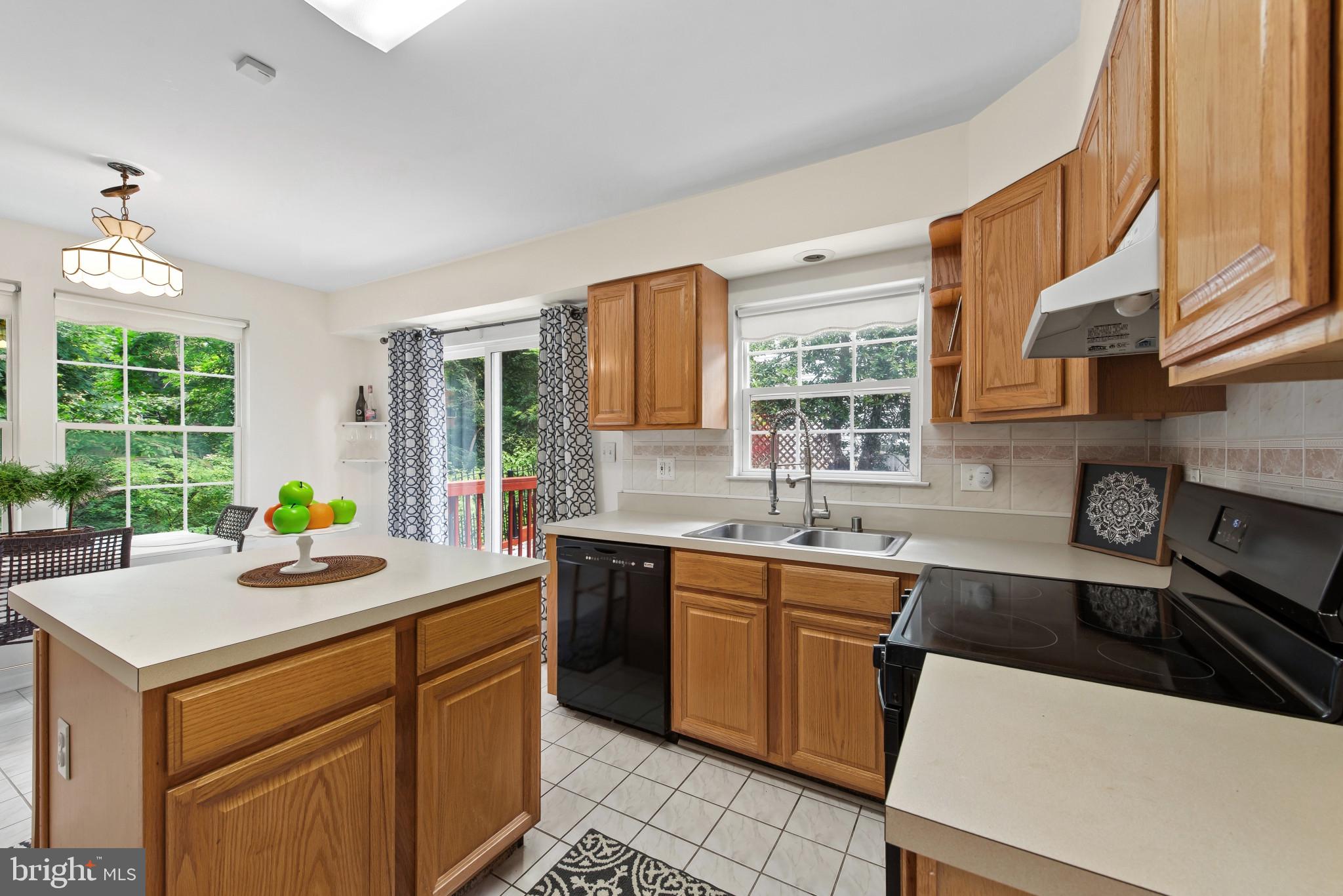 1 Overhill Road Catonsville, MD 21228 - Photo 13 of 33