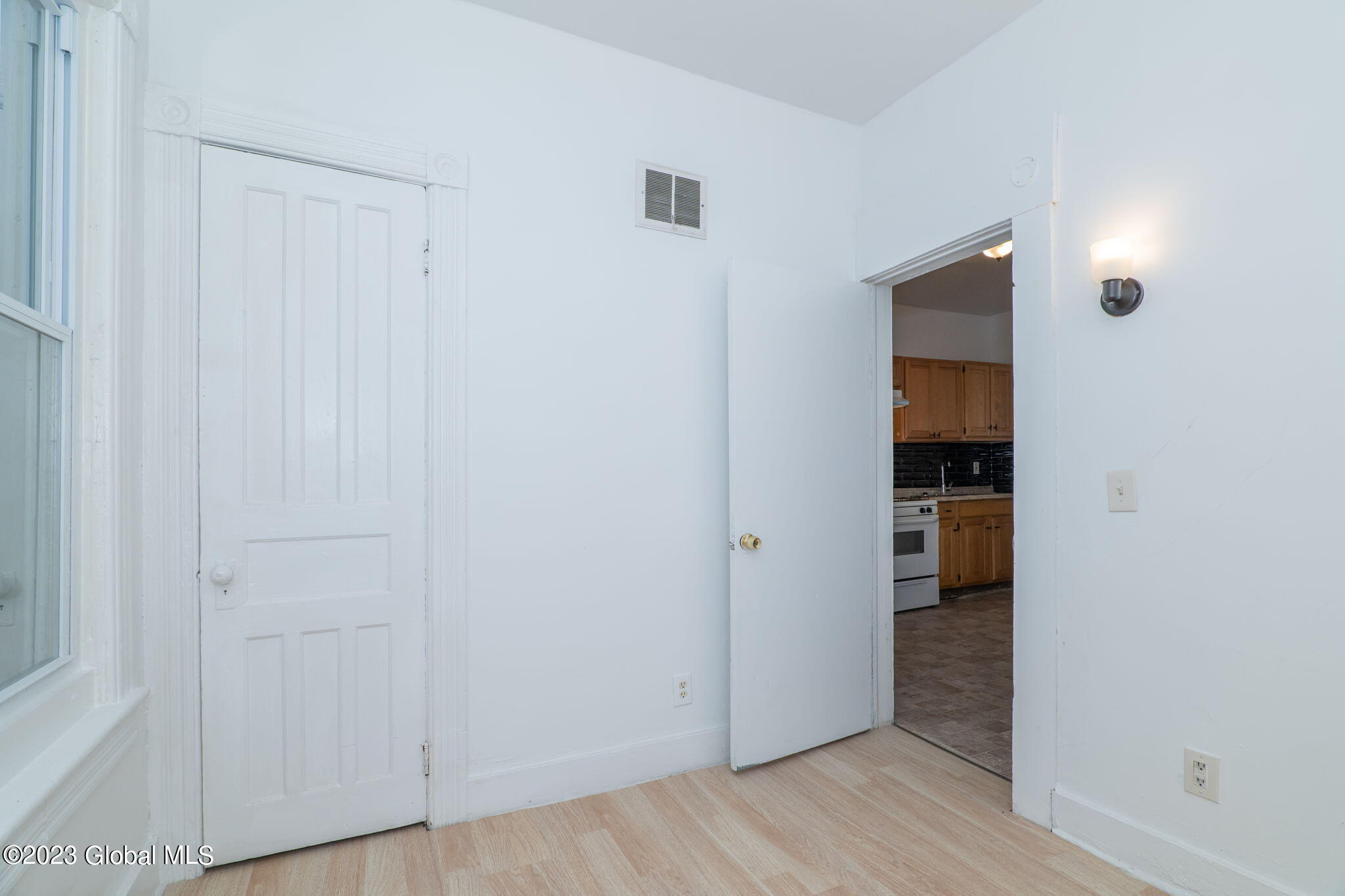 1501 Broadway Schenectady, NY 12306 - Photo 22 of 42 21-web-or-mls-1501Broadway-21