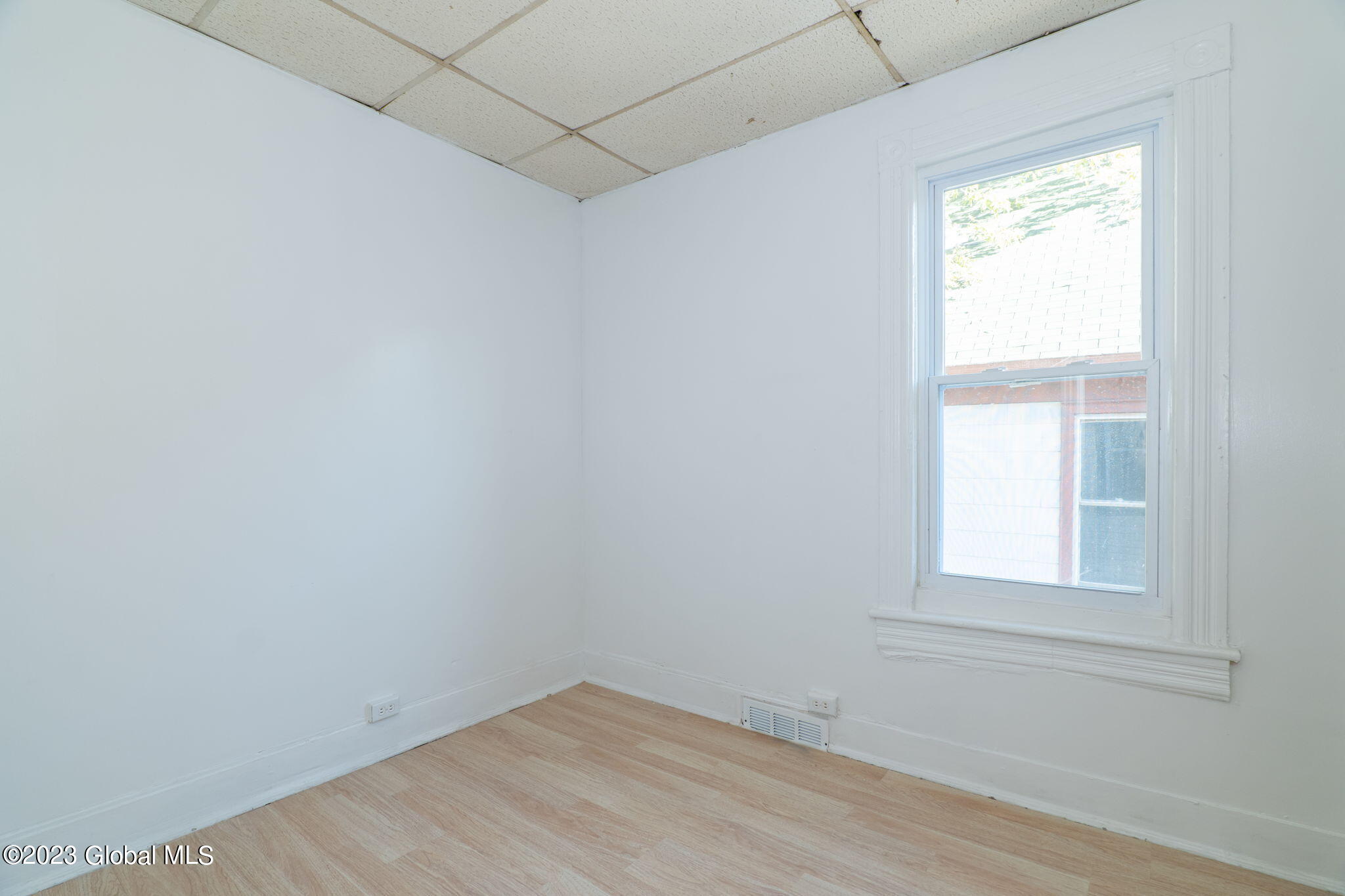 1501 Broadway Schenectady, NY 12306 - Photo 28 of 42 27-web-or-mls-1501Broadway-27