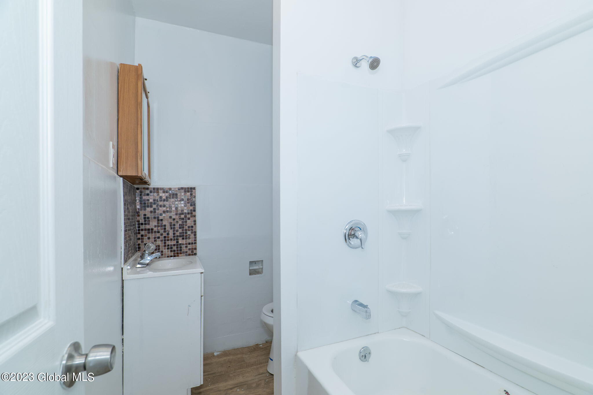 1501 Broadway Schenectady, NY 12306 - Photo 32 of 42 31-web-or-mls-1501Broadway-31