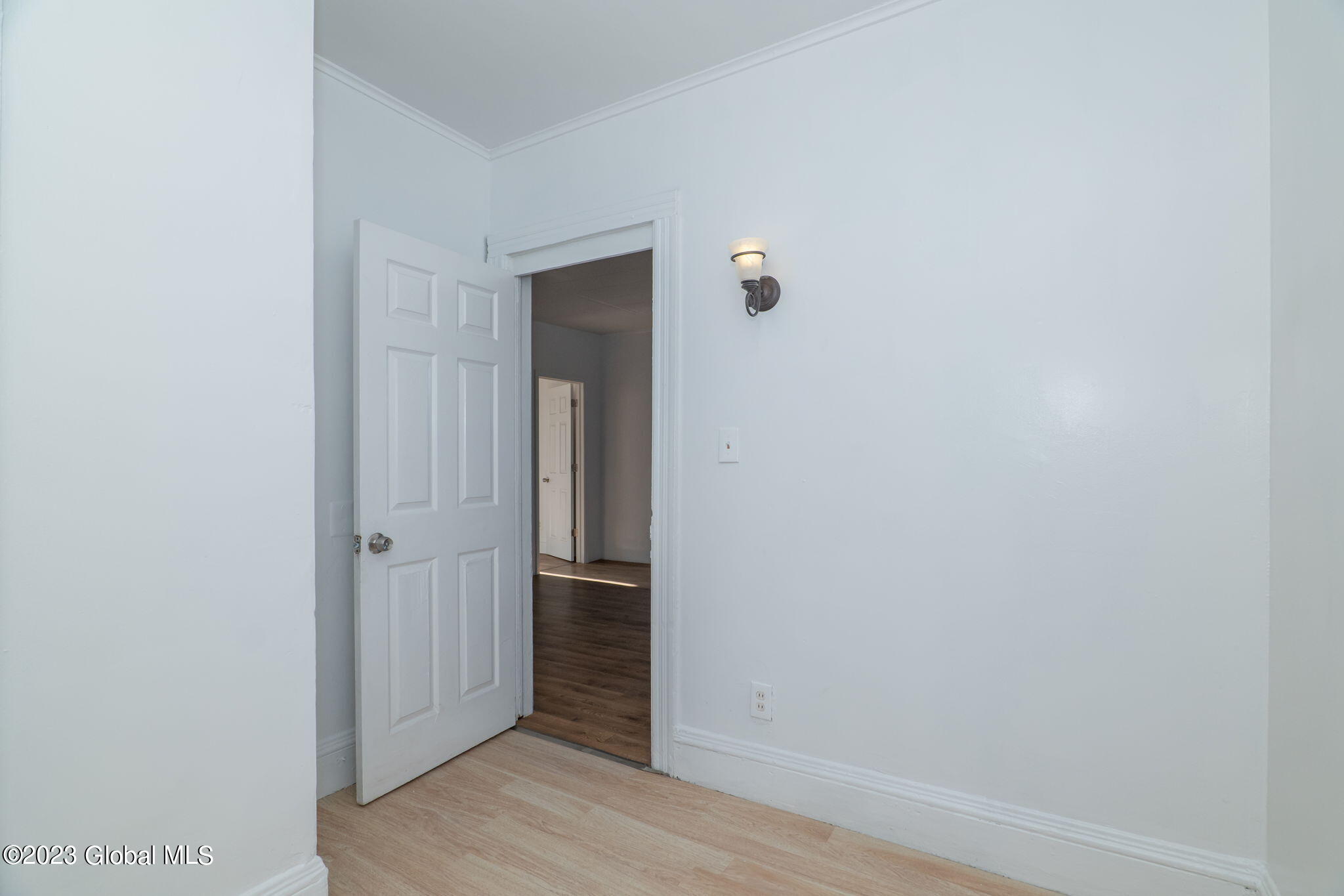 1501 Broadway Schenectady, NY 12306 - Photo 36 of 42 35-web-or-mls-1501Broadway-35