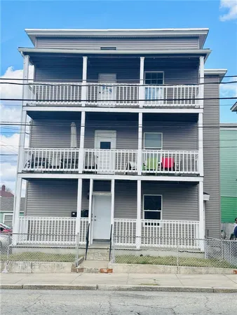 $2,200 | 518 Privilege Street, Unit 3, Woonsocket, RI 02895