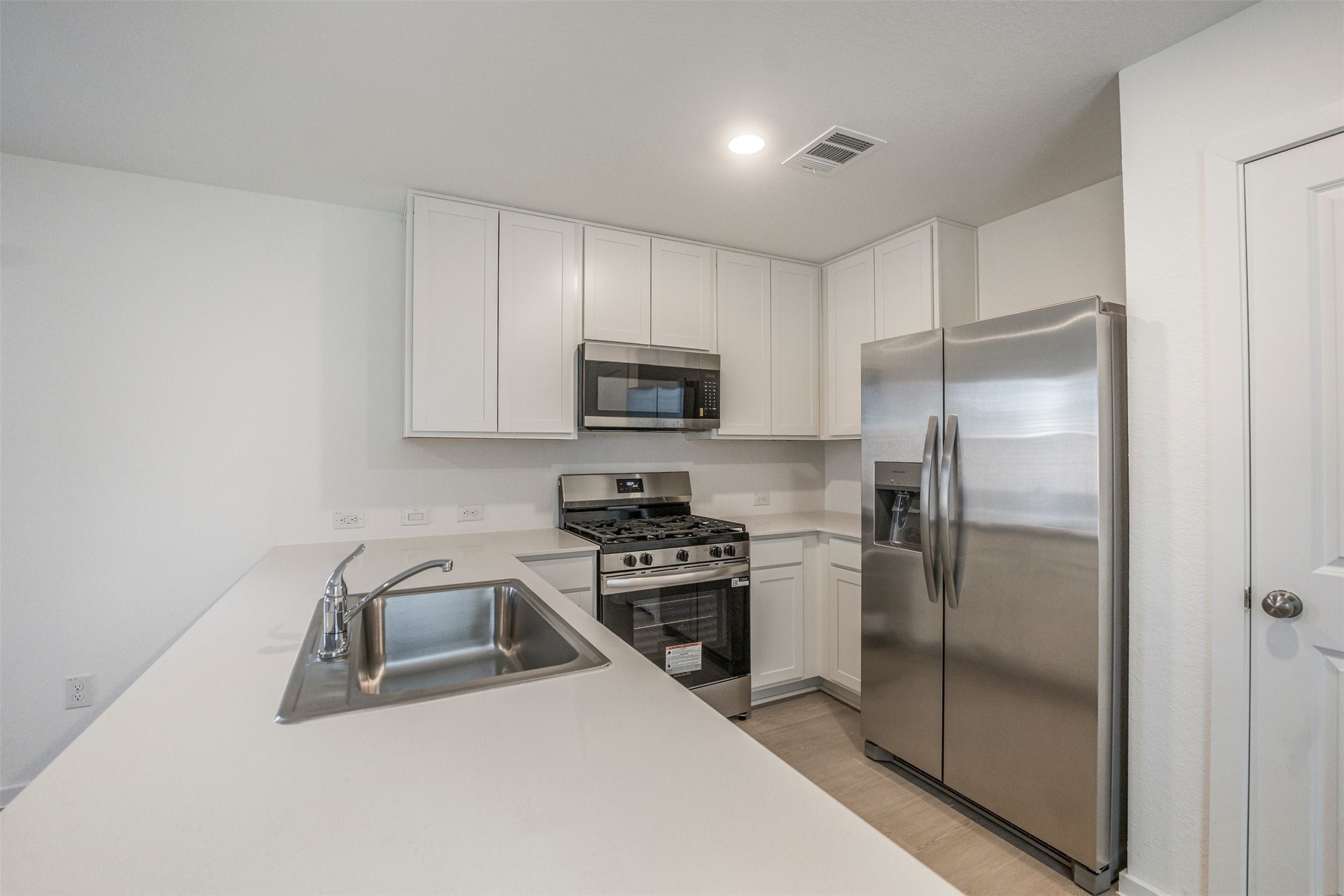 919 Pertuso Lane Huffman, TX 77336 - Photo 8 of 24