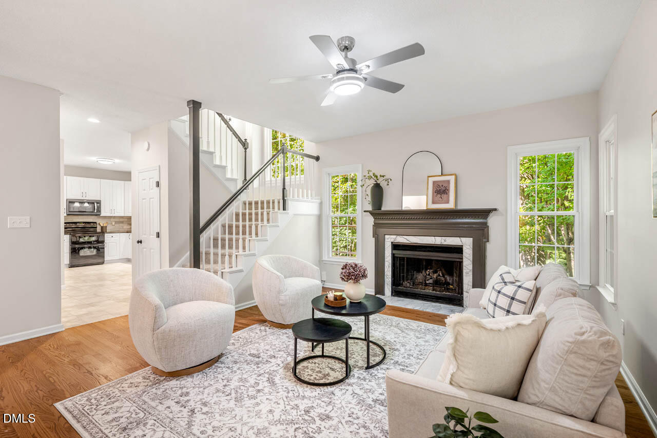 5516 Bridford Place Raleigh, NC 27613 - Photo 11 of 41 Family Room