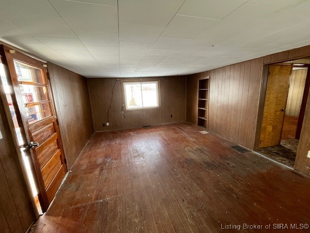 11932 Taylor Road Churubusco, IN 46723 - Photo 8 of 14