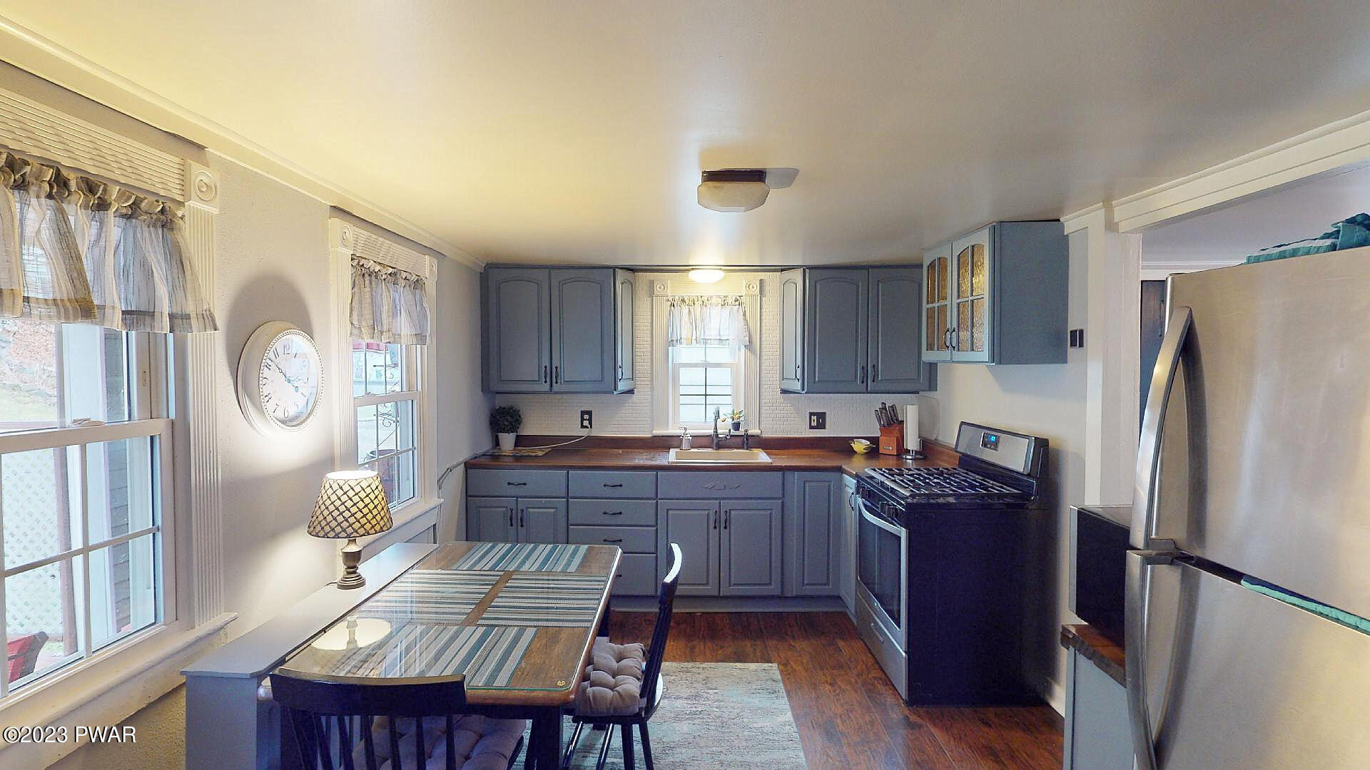 322 Ridge Street Honesdale, PA 18431 - Photo 10 of 42 322-Ridge-St-Honesdale-KT3