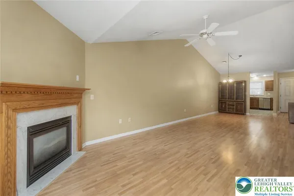 $284,900 | 1360 Silo Drive, Easton, PA 18040