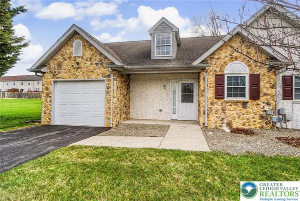 $284,900 | 1360 Silo Drive, Easton, PA 18040