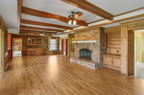 $385,000 | 601 Orchard Drive, Lake Charles, LA 70605