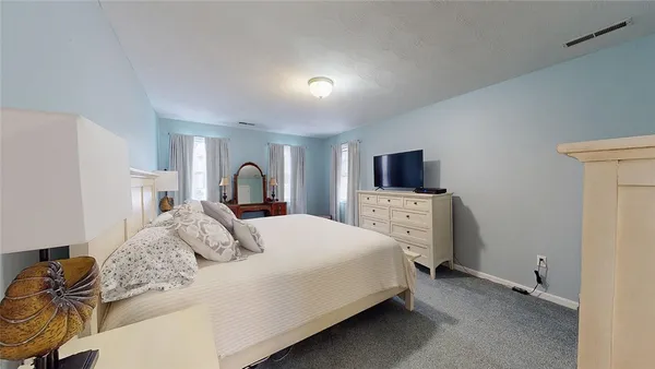 $770,000 | 24 Ridge Crest Lane, South Kingstown, RI 02879