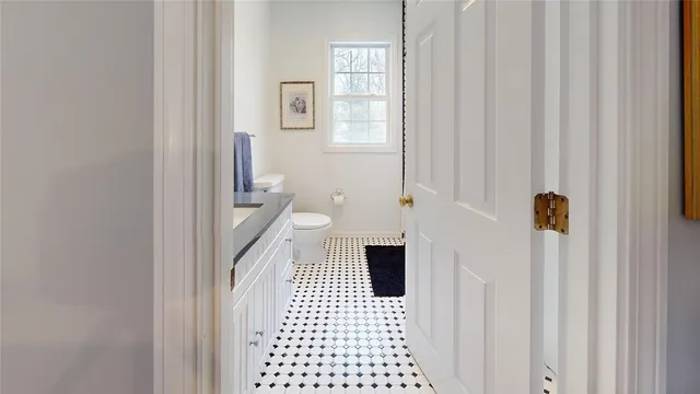 $770,000 | 24 Ridge Crest Lane, South Kingstown, RI 02879