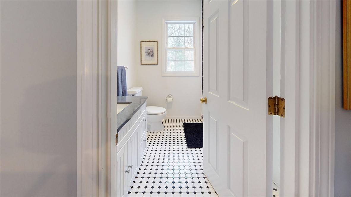 24 Ridge Crest Lane South Kingstown, RI 02879 - Photo 28 of 46