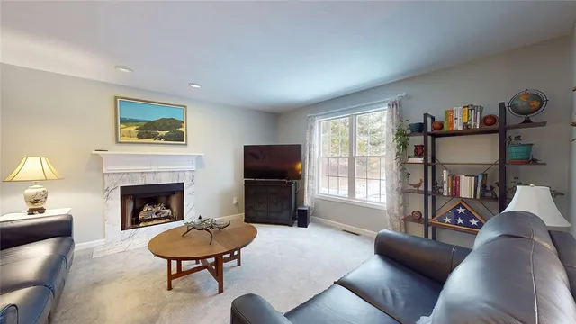 $770,000 | 24 Ridge Crest Lane, South Kingstown, RI 02879