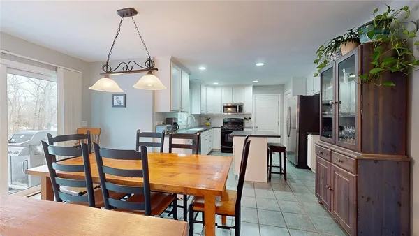 $770,000 | 24 Ridge Crest Lane, South Kingstown, RI 02879