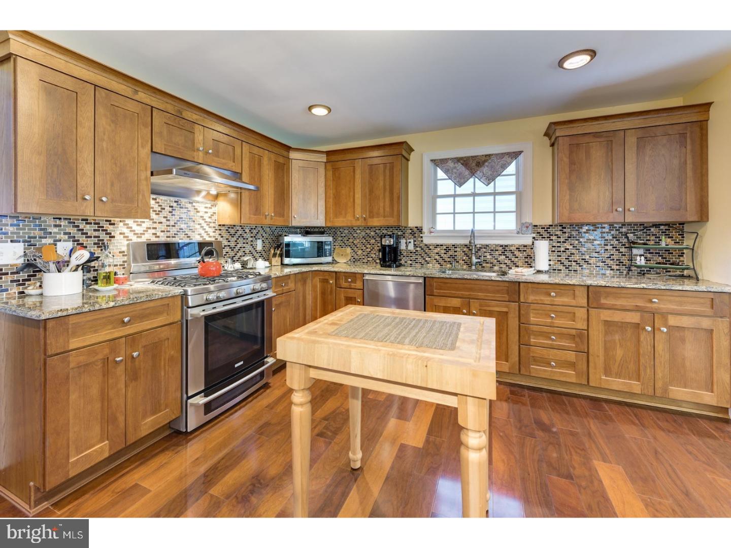 608 Devon Road Moorestown, NJ 08057 - Photo 4 of 25 Kitchen