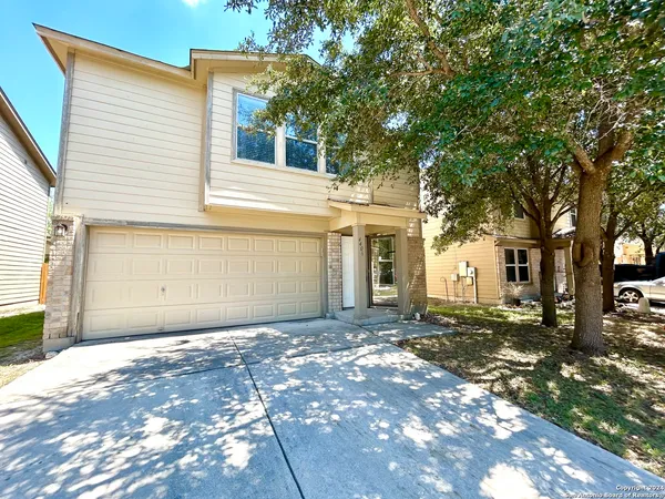 $1,899 | 4406 Waldon Pond, San Antonio, TX 78245