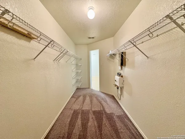 $1,899 | 4406 Waldon Pond, San Antonio, TX 78245