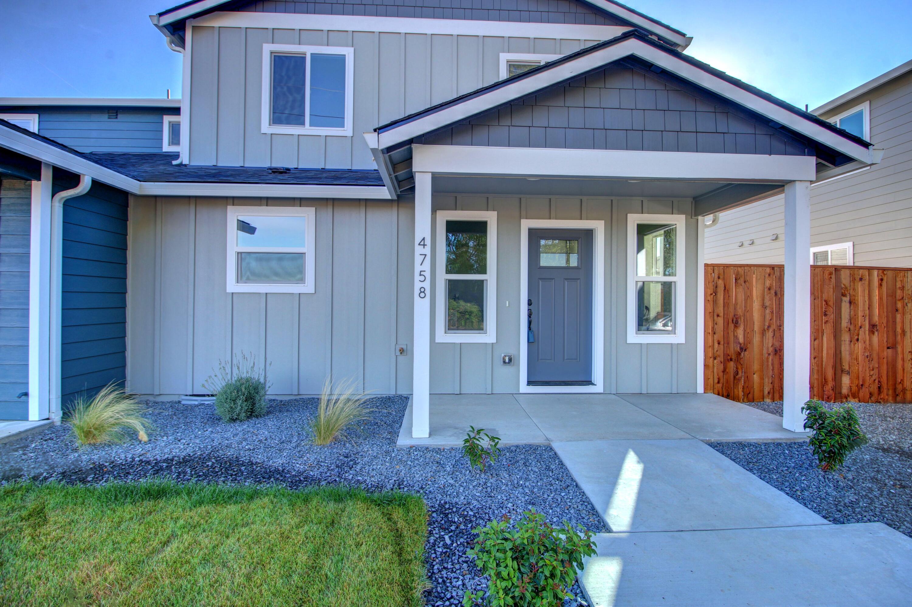 4758 Gebhard Road Central Point, OR 97502 - Photo 1 of 30 01